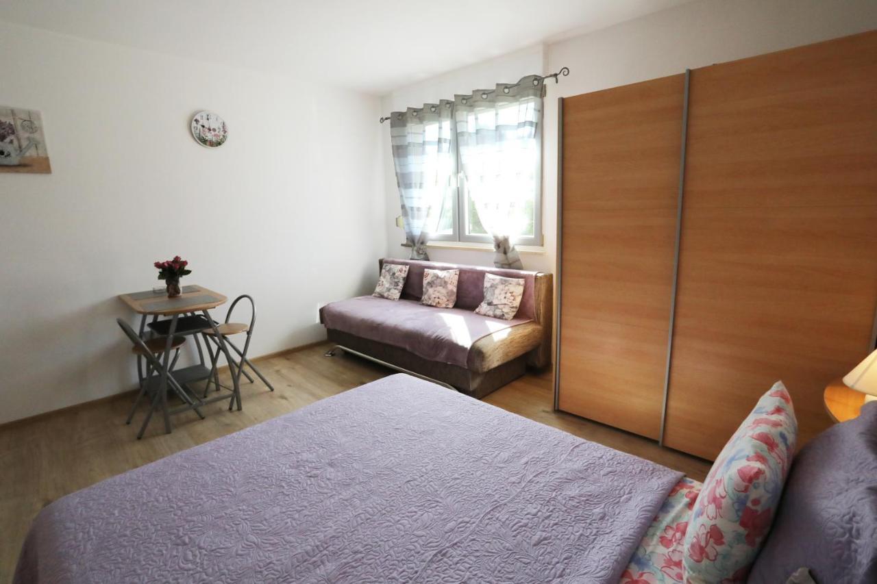 App Karla Apartment Pula Ngoại thất bức ảnh